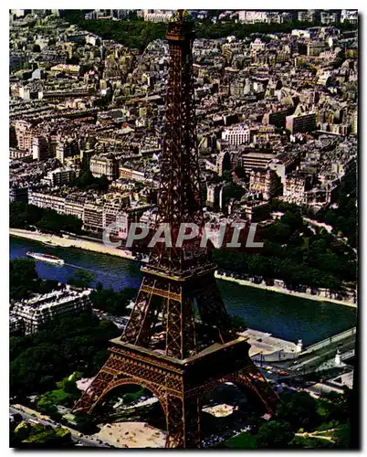 Cartes postales moderne Couleurs et lumiere de France En survolant Paris la Tour Eiffel