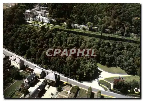 Cartes postales moderne St Patrice I et L Chateau de Rochecotte Vue aerienne