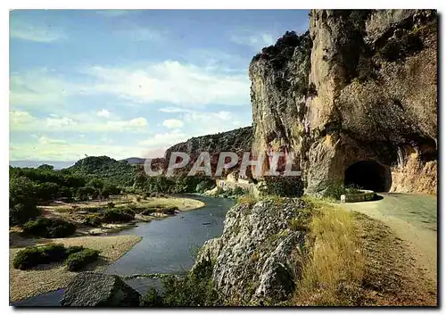 Moderne Karte Les Gorges de l'Ardeche Le Tunnel la route en bordure de la riviere