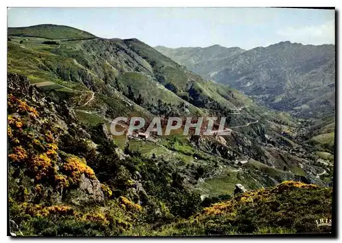 Cartes postales moderne Ardeche Pittoresque La Vallee de l'Ardeche en haute montagne La route de Vals les Bains a Peyreb
