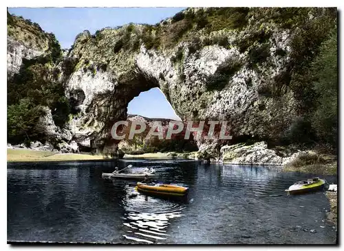 Cartes postales moderne Paysages du Vivarais les Gorges de l'Ardeche au Pont d'Arc