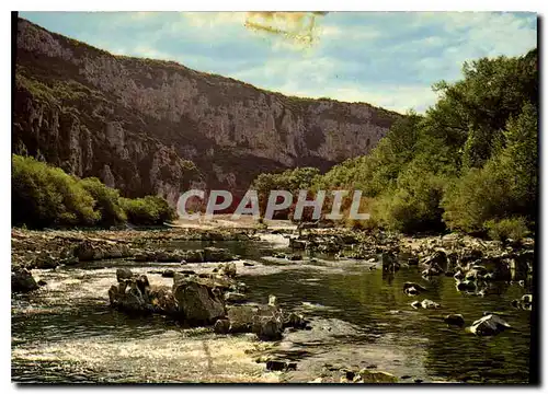 Moderne Karte Les Gorges de l'Ardeche L'Ardeche au rapide de Charlemagne pres du Pont d'Arc