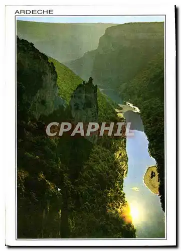 Cartes postales moderne Paysage du vivarais Les Gorges de l'Ardeche Grotte de la Madeleine  Coucher de soleil sur la cat