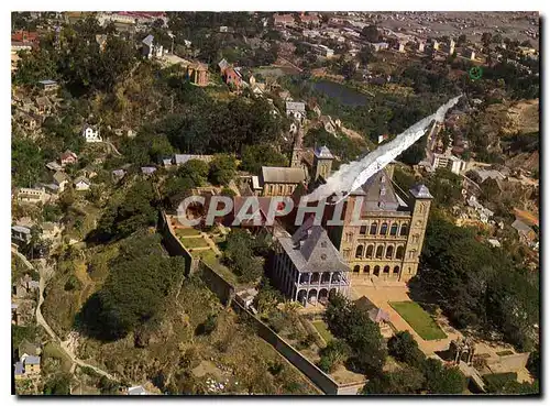 Moderne Karte Madagascar Vue aerienne du Palais de la Reine a Antananarivo