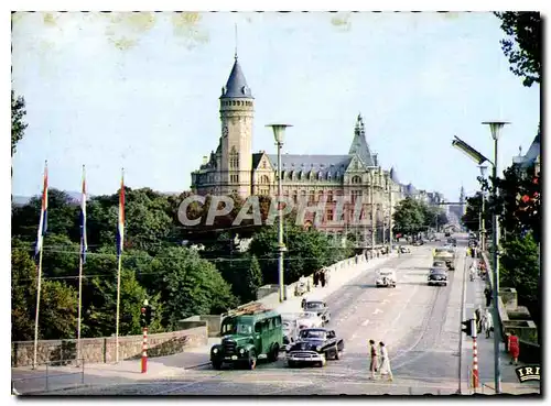 Moderne Karte Luxembourg La Caisse d'Epargne et l'Avenue de la Liberte