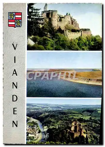 Cartes postales moderne Vianden Vue panoramique Le Chateau Les Bassibs superieurs du Mont Saint Nicolas