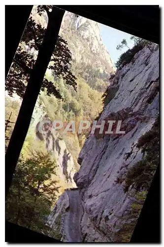 Cartes postales moderne Sur une Route des Alpes Vertige