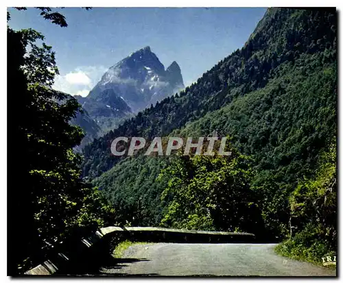 Cartes postales moderne Les Pyrenees Le pic du Midi d'Ossau