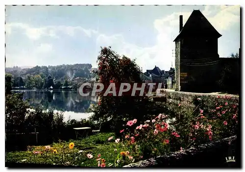 Cartes postales moderne Le Limousin Pittoresque Peyrat le Chateau la tour XI S ancienne demeure des Princes de Lusignan