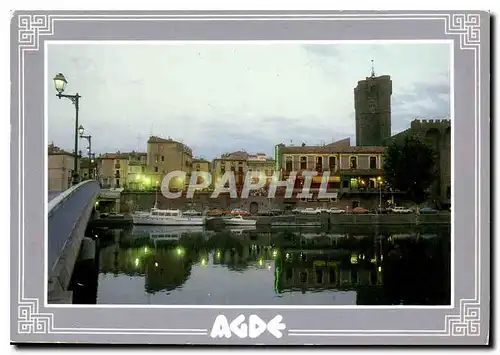 Cartes postales moderne Agde l'Herault et la Cathedrale St Etienne