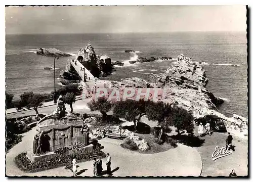 Moderne Karte Biarritz vue sur le rocher de la Vierge et le monument aux Morts