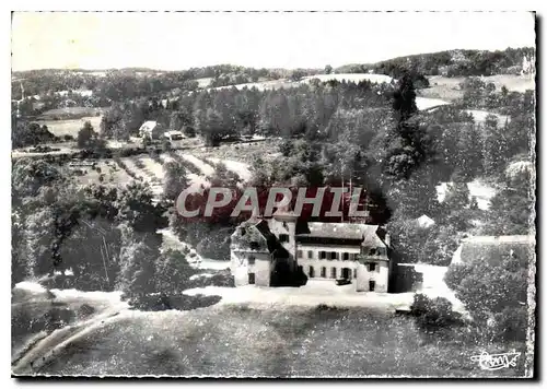 Cartes postales moderne Vitrac Cantal Vue generale aerienne du Chateau de Fargues