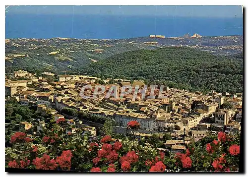 Cartes postales moderne Cote d'Azur Vence A M Vue generale au fond la Mediterranee