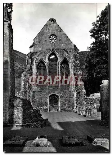 Cartes postales moderne Vallee Crucis Abbey Denbighshire Nave looking west