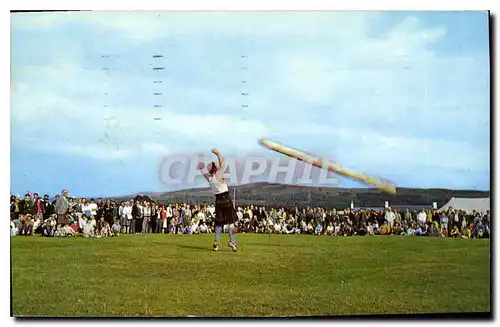 Cartes postales moderne Tossing the caber