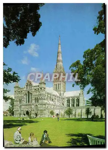 Cartes postales moderne Salisbury Cathedral The West fromt and spire the tallest in Britain