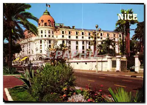 Cartes postales moderne Au soleil de la Cote d'Azur Nice la Promenade des Anglais et l'Hotel Negresco