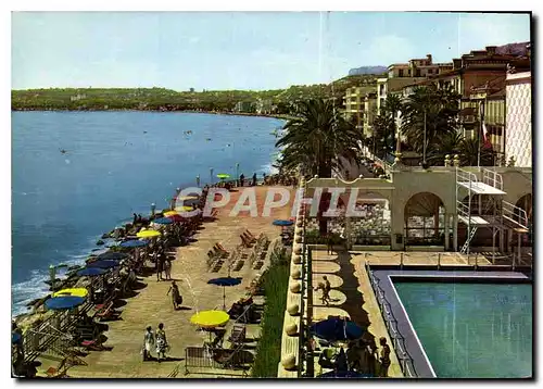 Cartes postales moderne La Cote d'Azur Menton la Promenade le Cap Martin vus du Casino sa Piscine