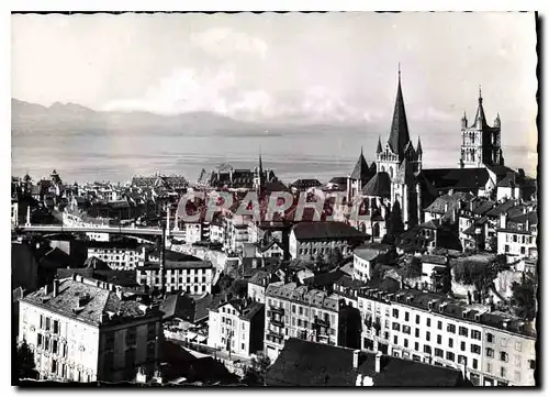 Cartes postales moderne Lausanne le Pont Bessieres et la Cathedrale