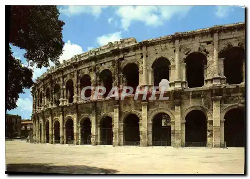 Cartes postales moderne Nimes Gard les Arenes Amphitheatre romain