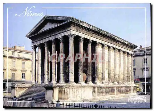 Cartes postales moderne Nimes La Maison Carree