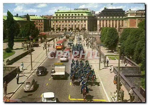 Cartes postales moderne Stockholm Norrbro med vaktparaden Militaria