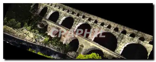 Moderne Karte Le Pont du Gard Vue de nuit sur'l'aqueduc romain