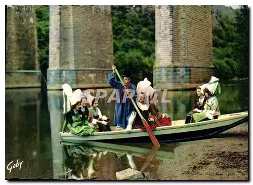 Cartes postales moderne Folklore de France La Normandie Sur les rives de l'Orne a Clecy