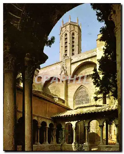 Cartes postales moderne La Cite du Roy Rene Aix en Provence Le clocher de la Cathedrale St Sauveur vue de l'Interieur du