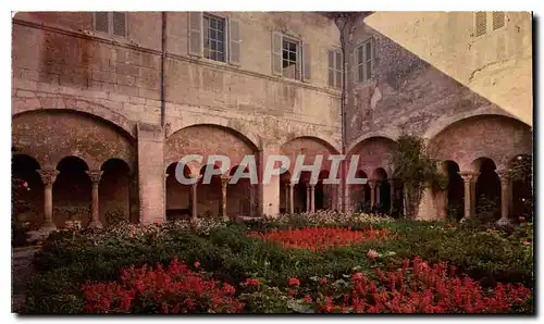 Cartes postales moderne Saint Remy de Provence Bouches du Rhone le Cloitre Saint Paul de Mausolee