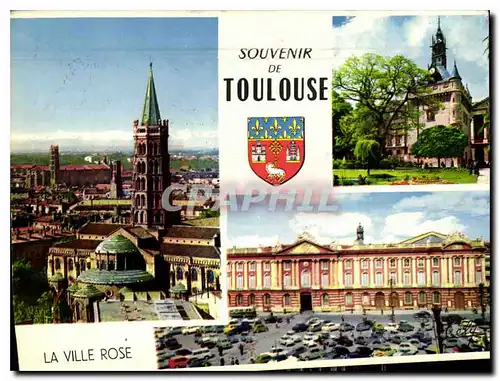Cartes postales moderne Basilique Saint Sernin au fond les Pyrenees Donjon du Capitole Place du Capitole