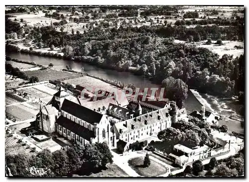 Cartes postales moderne Fontgombault Indre Abbaye Notre Dame vue de l'Ouest vue aerienne