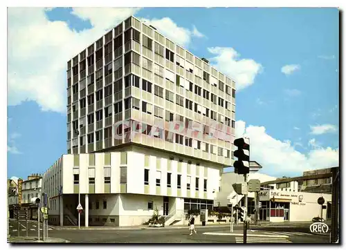 Cartes postales moderne Chateauroux Indre Place aux Guesdons rue Victor Hugo l'Hotel de Ville