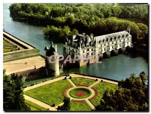 Cartes postales moderne Les Merveilles du Val de Loire Chenonceaux Indre et Loire vue aerienne du Chateau sur le Cher a