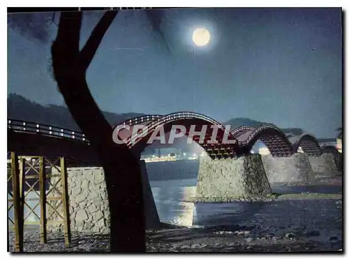 Moderne Karte The Bridge Kintai Bashi shining in the moon light