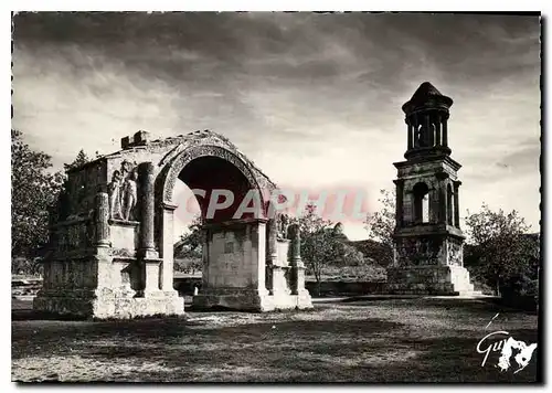 Cartes postales moderne Env de St Remy de Provence B du R Plateau des Antigues l'Arc de Triomphe et le mausolee temoins