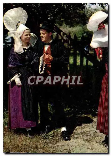 Cartes postales moderne Folklore de France La Normandie Sous le costumes de paysans