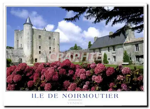 Cartes postales moderne L'Ile de Noirmoutier Noirmoutier le chateau feodal bai par le seigneur de la Garnache est entour