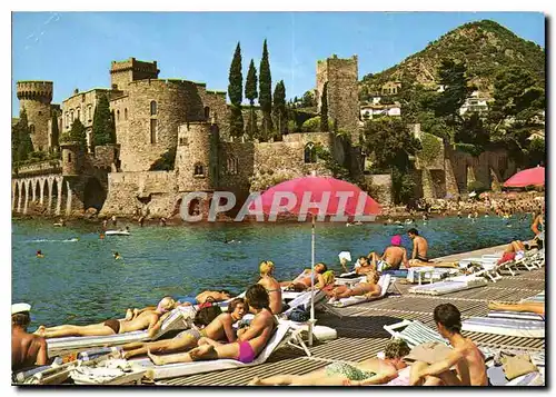 Cartes postales moderne La Napoule le Chateau au 1er plan la Plage du Port