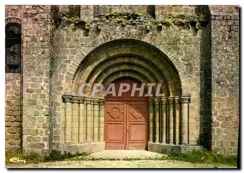 Cartes postales moderne La Chaize le Vicomte Vendee Porche de l'Eglise romane