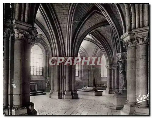 Cartes postales moderne Bourges la Cathedrale St Etienne L'Eglise Souterraine Crypte