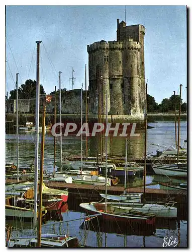 Cartes postales moderne La Rochelle Un coin du Bassin des Yachts et la Tour Saint Nicolas