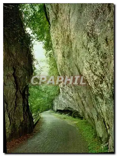 Cartes postales moderne Couleurs et Lumiere de France Peyzac Le Moustier Dordogne La Roque Saint Christophe au pas du Mi