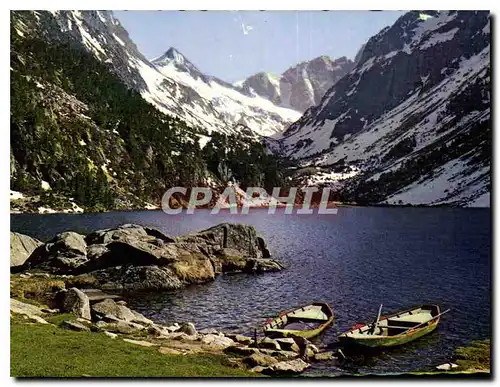 Cartes postales moderne Les Pyrenees Le Lac de Gaube et le Vignemale