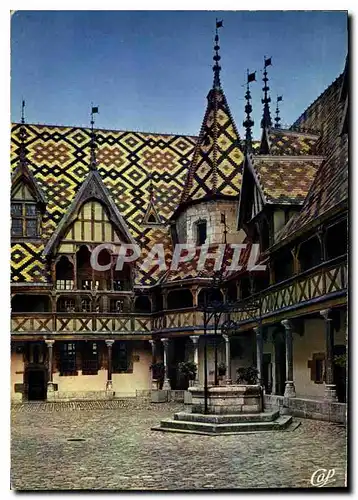 Cartes postales moderne Beaune Cour d'honneur Angie du cloitre Pults