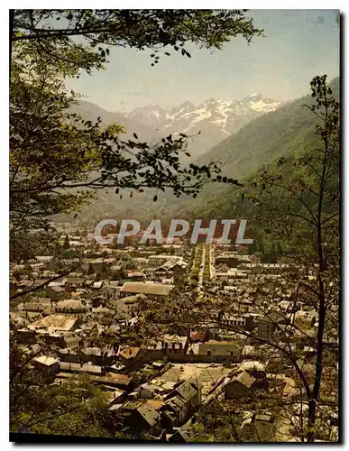 Cartes postales moderne Les Pyrenees Luchon Vue generale