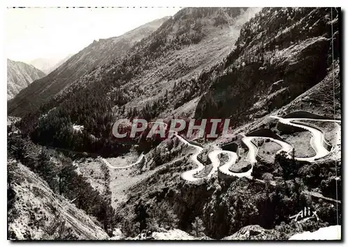 Cartes postales moderne Les Pyrenees Vallee d'Aure La route d'Oredon les Lacets des Edelweis