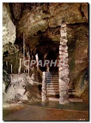 Cartes postales moderne Grottes de Han Lesse Le minaret Nouvelles Galeries