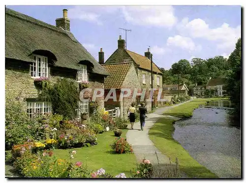 Cartes postales moderne North Yorkshire Thornton le Dale