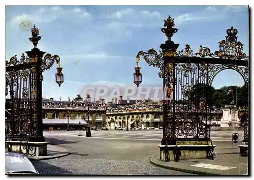 Moderne Karte Nancy M et M La Place Stanislas et les grilles en fer forge de Jean Lamour